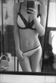 Sexy Selfies in black and white - Selfshots